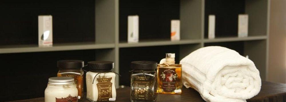 Le Neptune & Spa Проприано Экстерьер фото